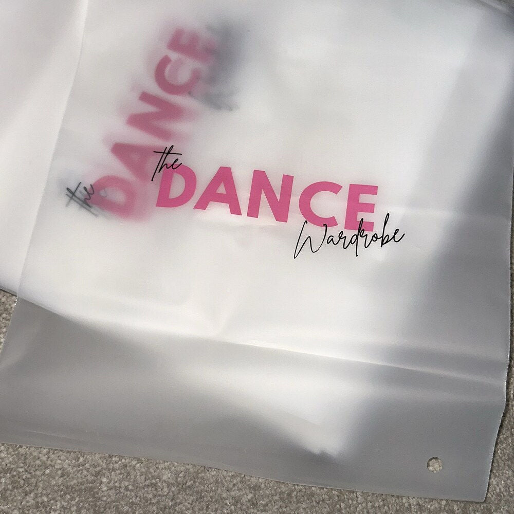 Biodegradable CPE Frosted Semi-Transparent Zipper Mailer Bag Clothing Towel Packaging Self-Sealing Plastic Clothes Zipper Bag