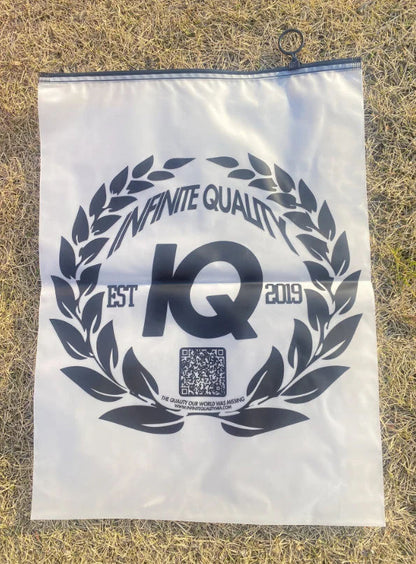 Biodegradable CPE Frosted Semi-Transparent Zipper Mailer Bag Clothing Towel Packaging Self-Sealing Plastic Clothes Zipper Bag